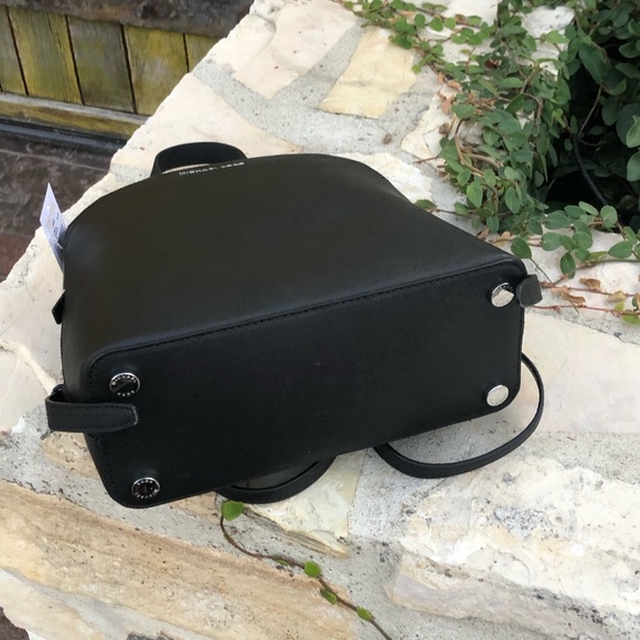 NWT Michael Kors LG Emmy Backpack black silver - Picture 5 of 7